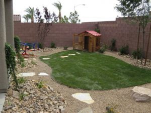 inspirational-dog-friendly-backyard-landscaping-ideas