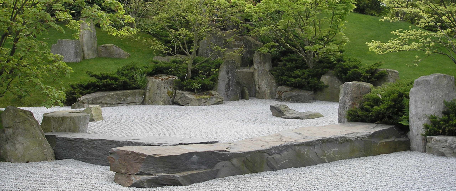 Utilize Japanese Zen Garden Elements 