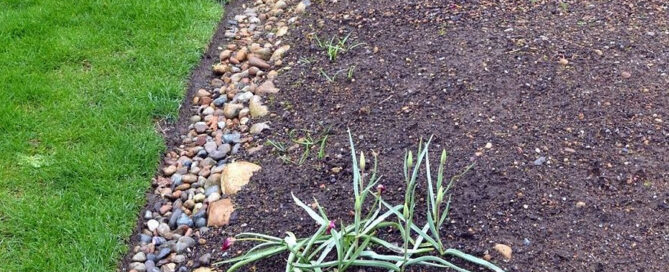 How-River-Rock-Bark-Mulch-and-Edging-Can-Affordably-Enhance-Your-Propertys-Appeal